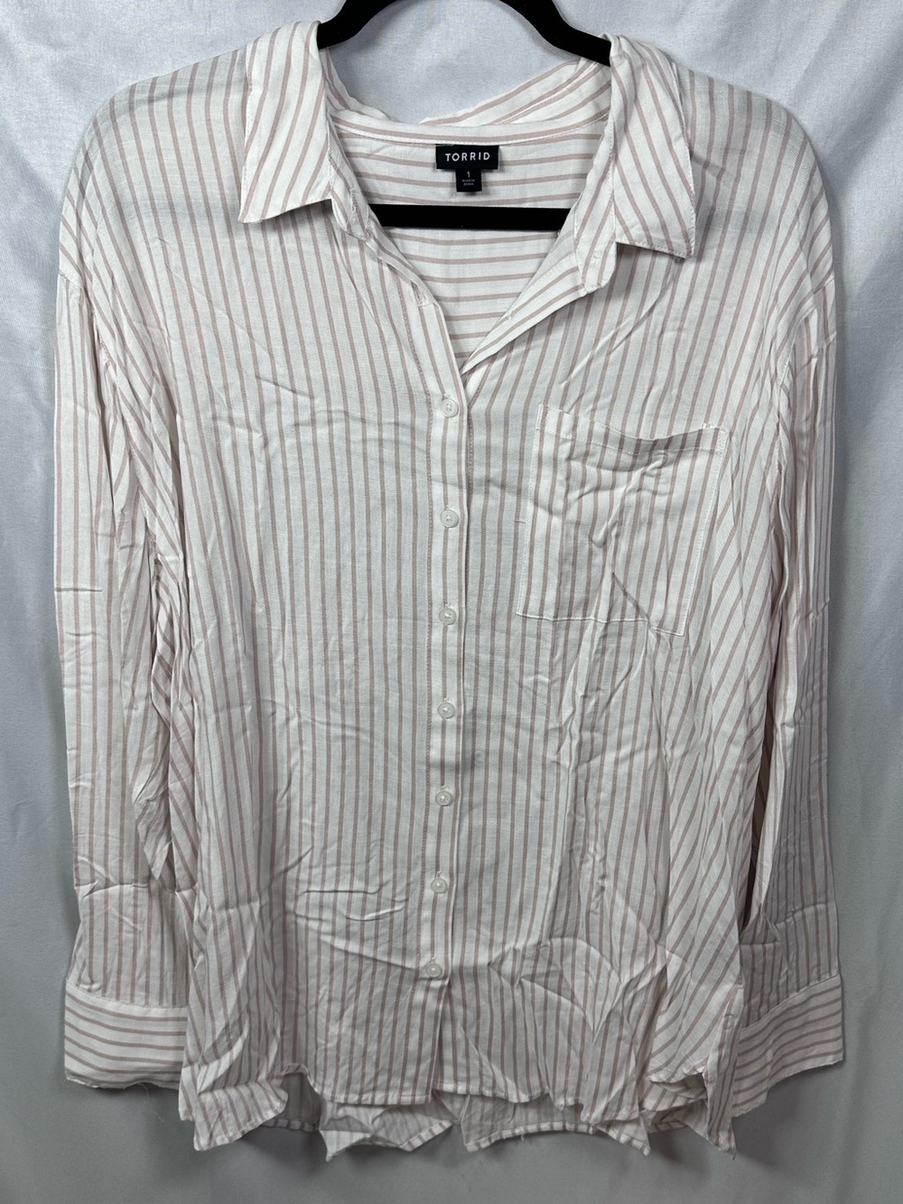 Torrid Cream Button-Down Shirt with Thin Tan Stripes Size 1